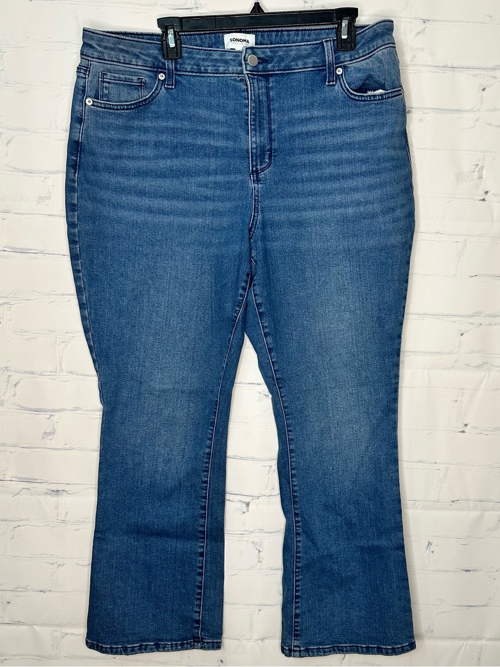 Women’s Sonoma Size 18S Mid Rise Boot Cut Jeans